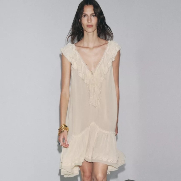Zara Dresses & Skirts - NWT Zara Lace Ruffled Tie-front V-Neck Dress In Cream - M